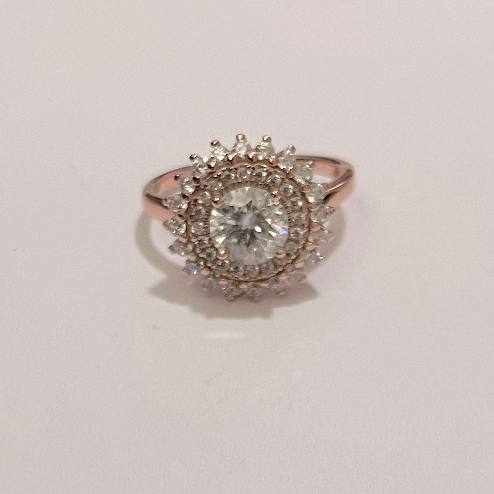 NEW- 1ct Moissanite Ring- size 6